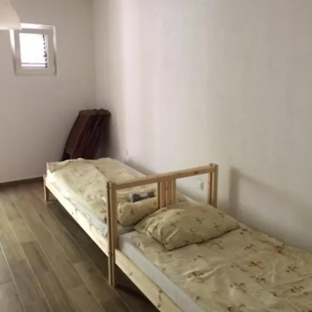 شقة Nona Marija هفار