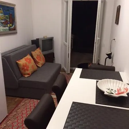 Nona Marija フヴァル