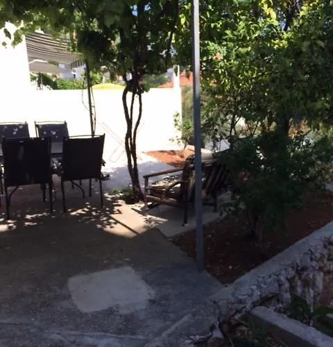 Nona Marija Hvar Town